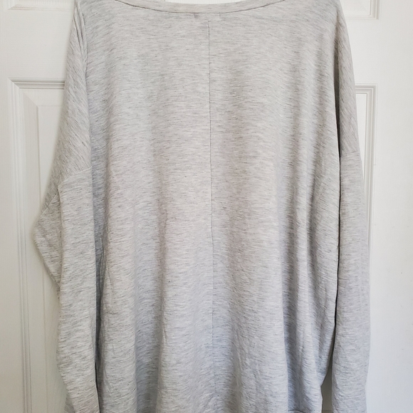 Old Navy Long Sleeve Top - Picture 3 of 5